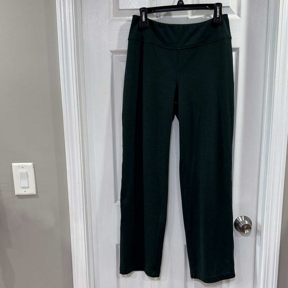 Zella Soft Agile Wide Leg Pants. Green Park - Picture 3 of 9